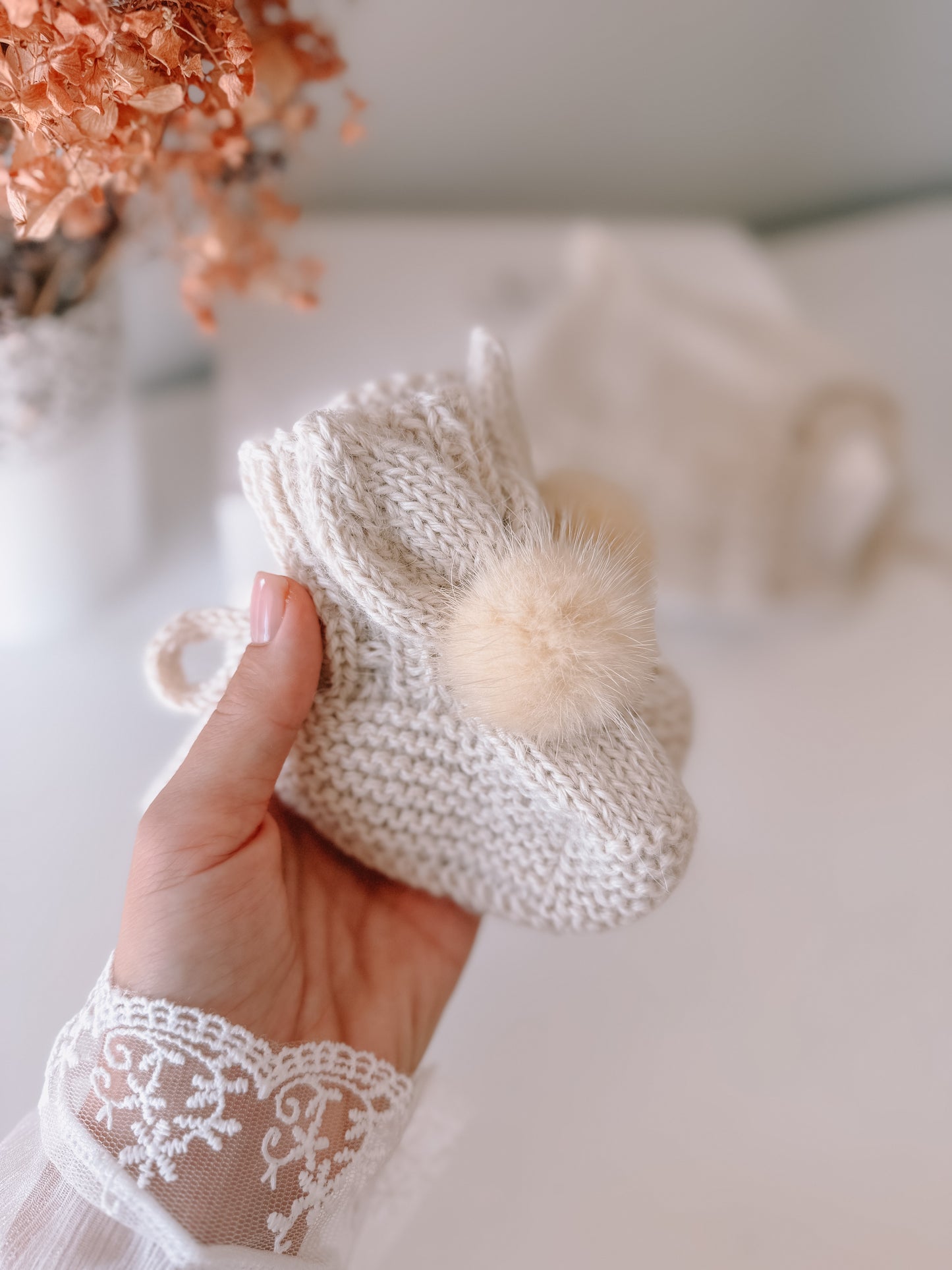 Kitty hat + bunny booties (alpaca off white)