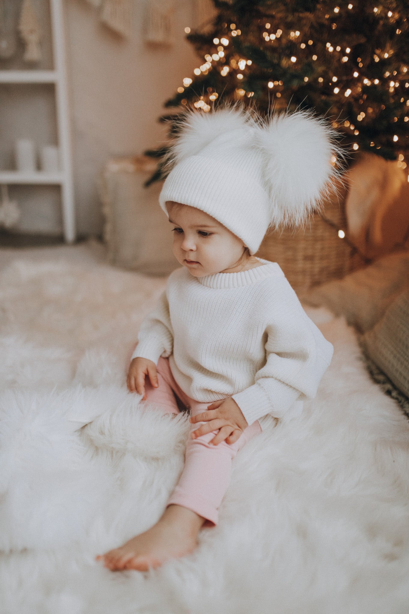 Kids cashmere hat (white) 2 pom-pom
