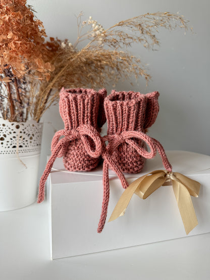 Baby bunny booties (0-3m)