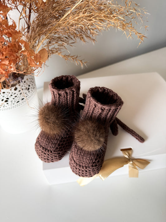 Baby booties (0-3m)