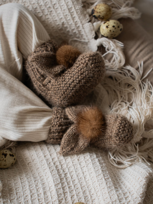 Baby bunny booties (alpaca) 6-12m