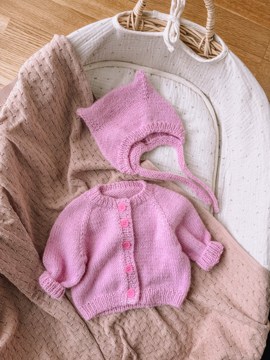 Cardigan + hat (alpaca)
