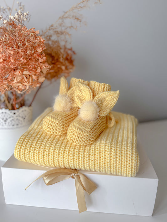 Yellow Bunny booties (100% merino wool)