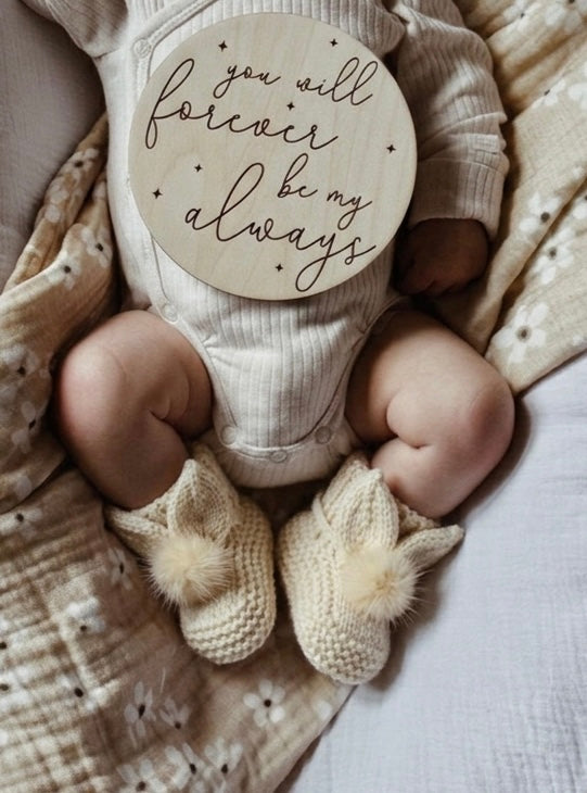 Baby Bunny booties (0-3m)