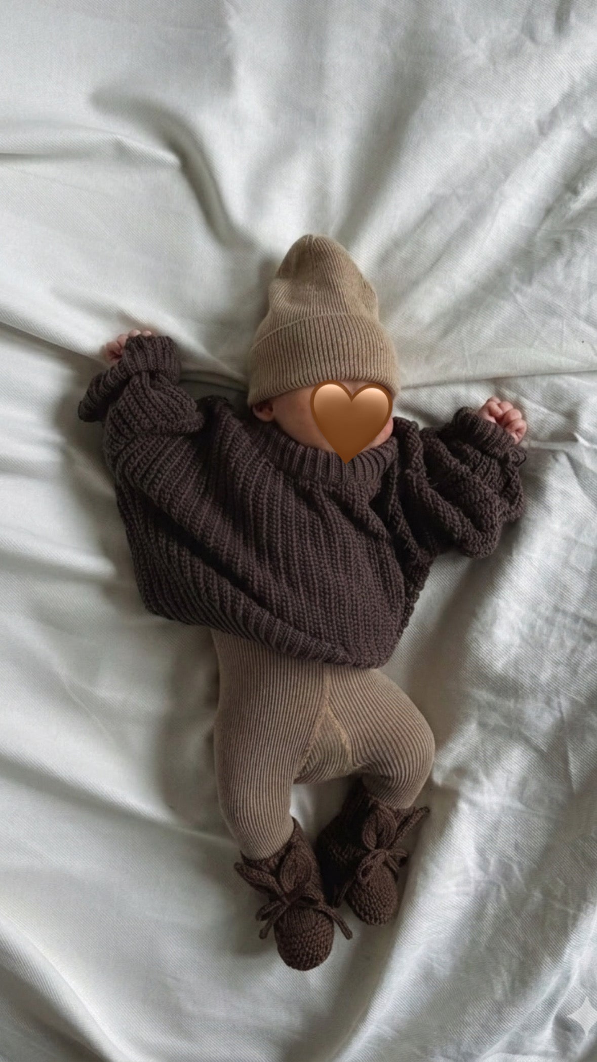 Baby bunny booties (brown)