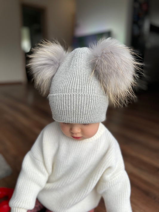 Kids cashmere hat (grey) 2 pom-poms