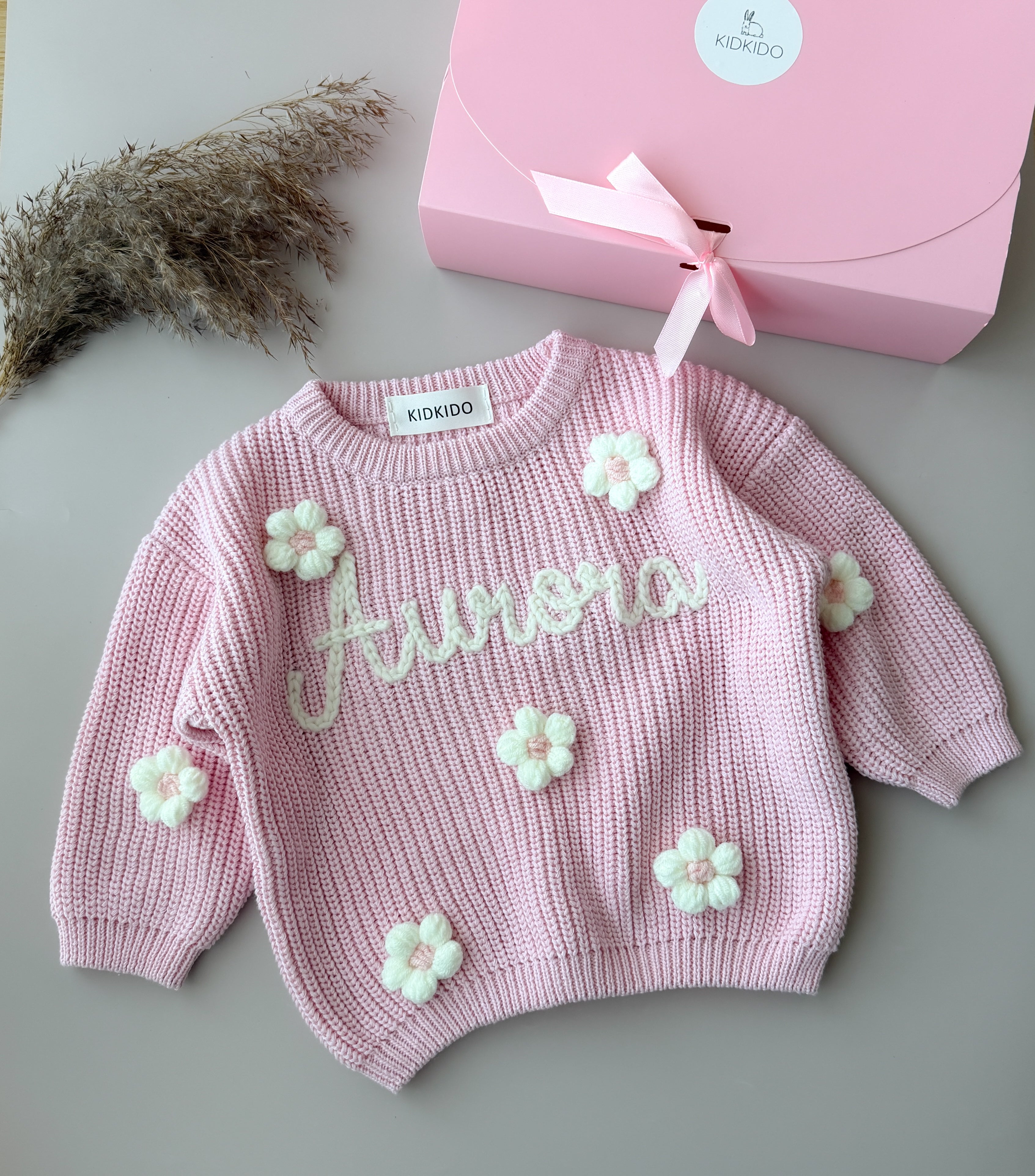 Name sweater (baby pink)