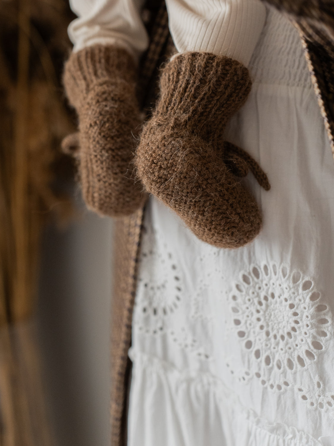 Baby alpaca booties (brown)