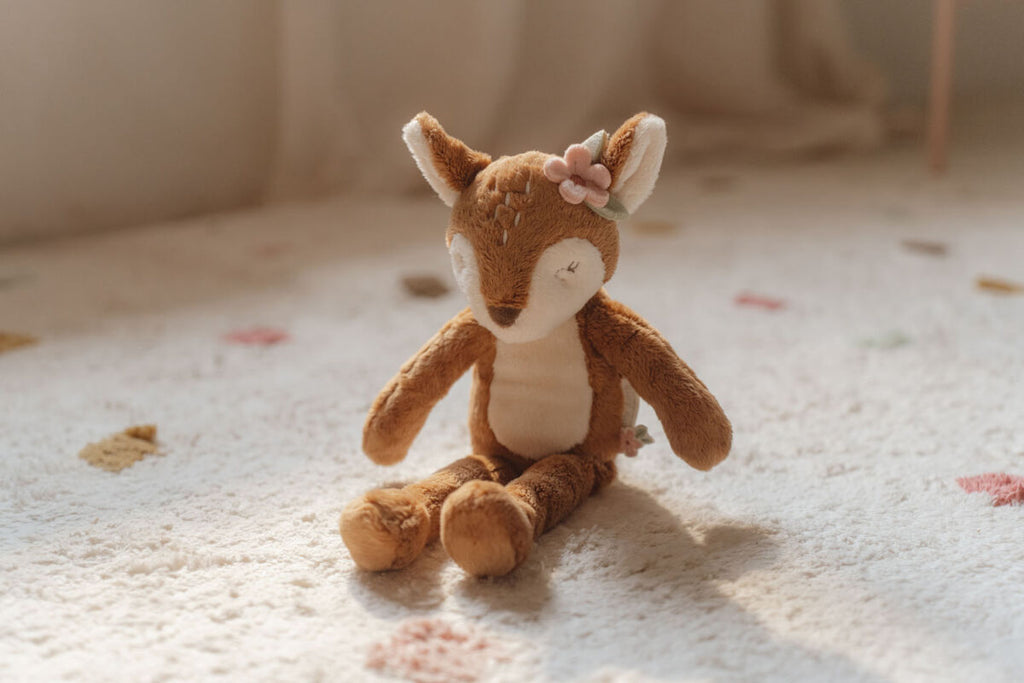 Little Dutch mīkstā rotaļlieta "Stirniņa ar garajām kājiņām" – Fairy Garden