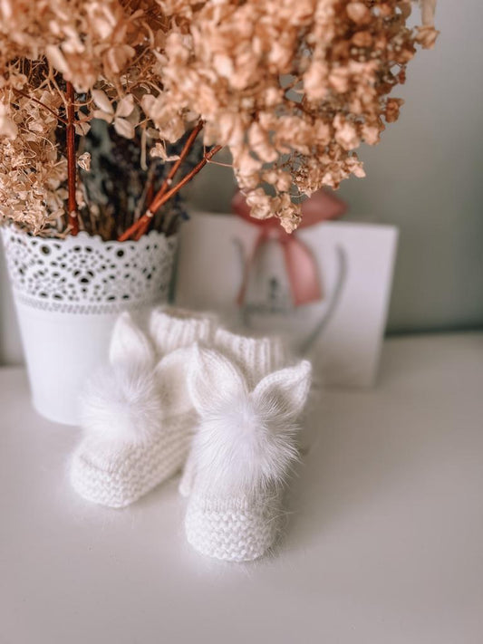 Baby bunny booties (white)
