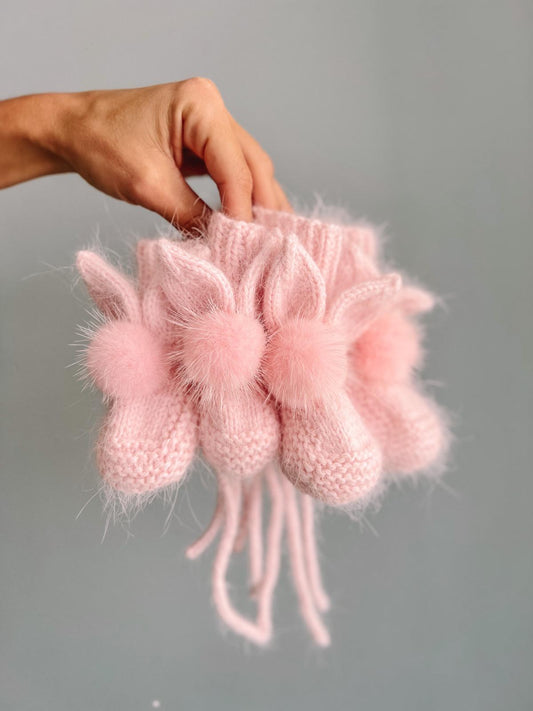 Baby Bunny booties (angora) pink