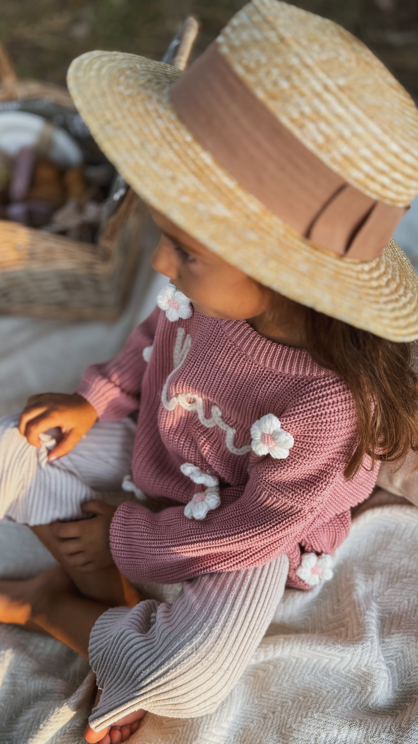 Personalized name sweater (rose)